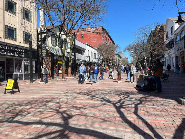 Burlington braced for an influx of 50,000 eclipse tourists 