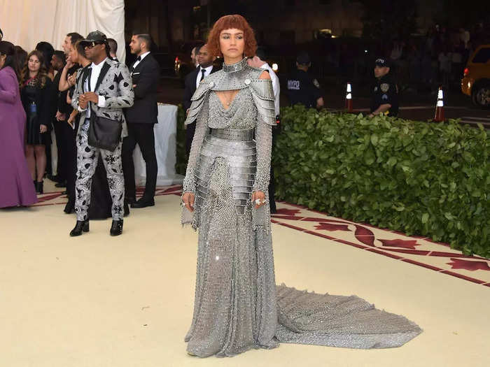 Zendaya said she "really struggled" to wear a suit of armor at the 2018 event.