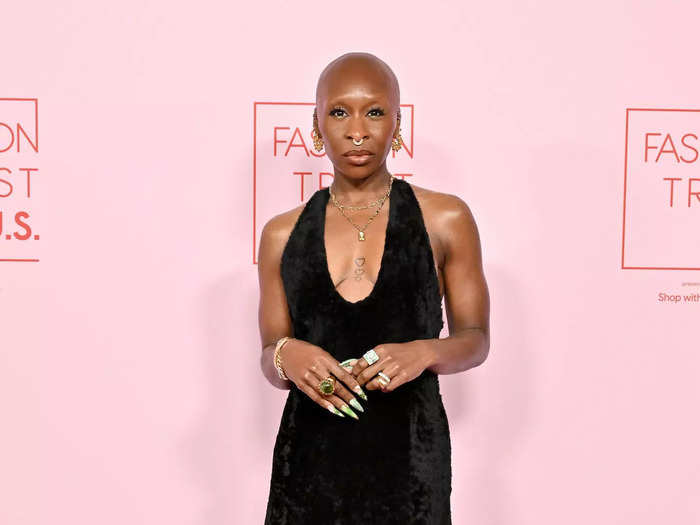 Cynthia Erivo showed that even simple ensembles can be powerful with the right accessories.