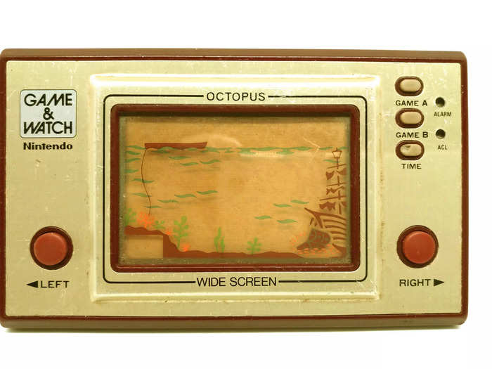 1980: Nintendo engineer Gunpei Yokoi developed the Game & Watch handheld game systems.