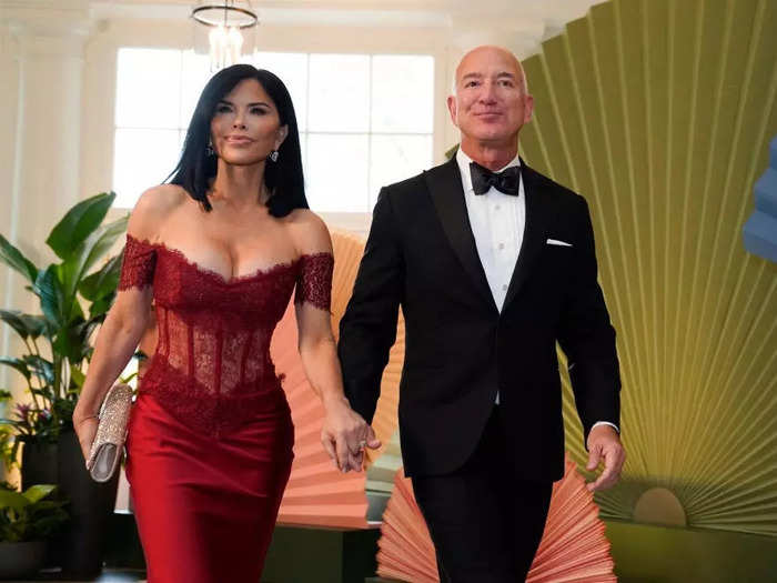 Jeff Bezos and his fiancée Lauren Sánchez were in attendance