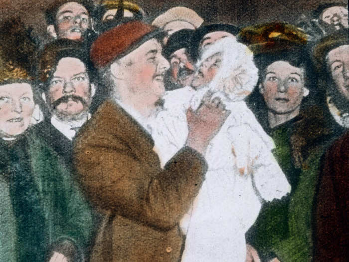 When the Deans returned to England aboard the Adriatic, passengers lined up to hold the baby. The demand was so high an officer made a rule that each person could only hold her for 10 minutes.