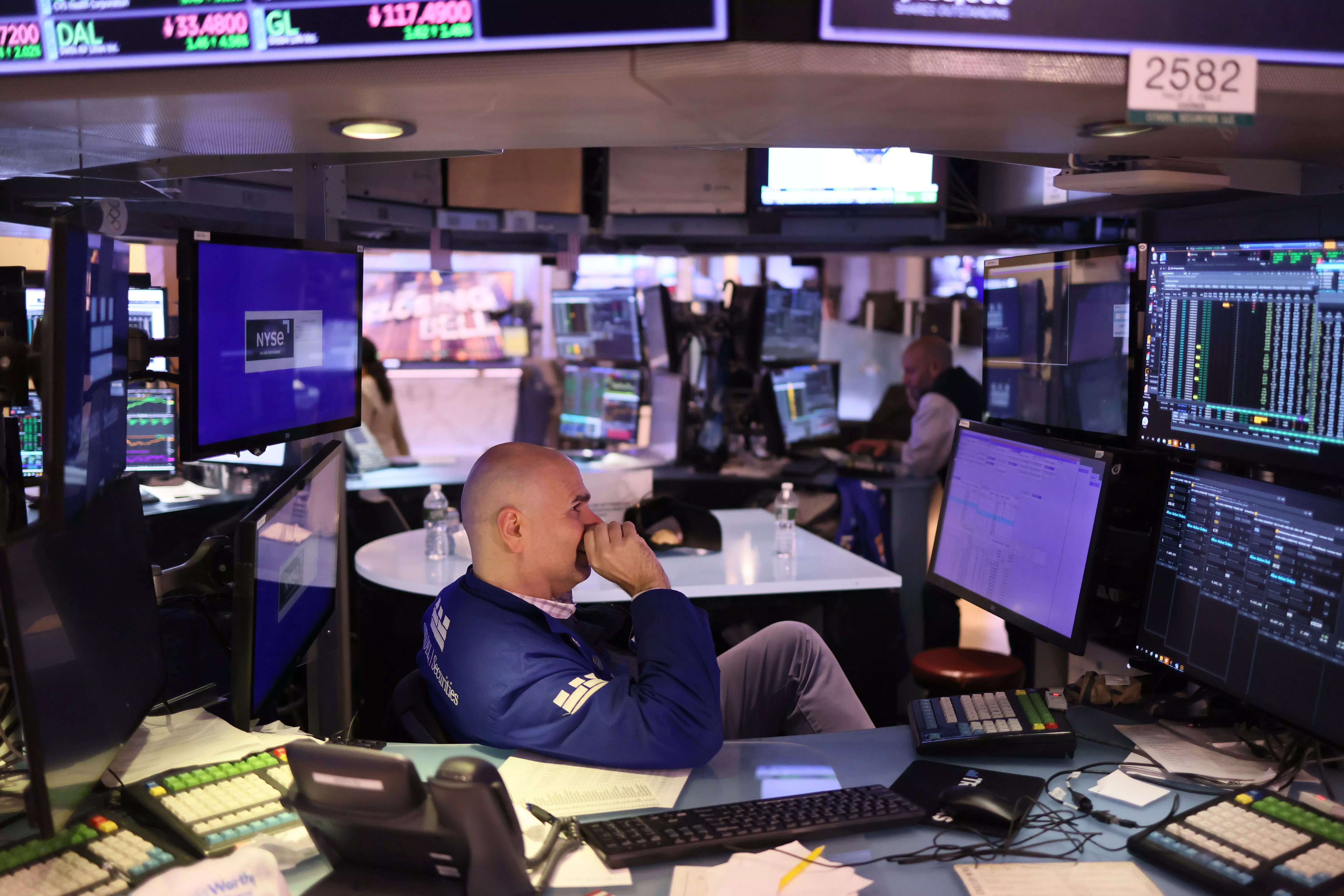 Traders work on the floor of the New York Stock Exchange during afternoon trading on November 03, 2023.