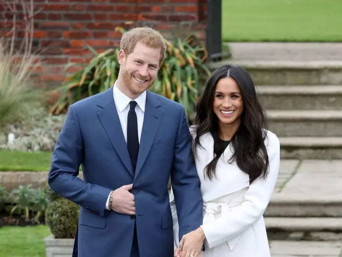 When the couple announced their engagement in October 2017, Meghan looked demure in a green dress and white coat paired with pointed-toe heels.