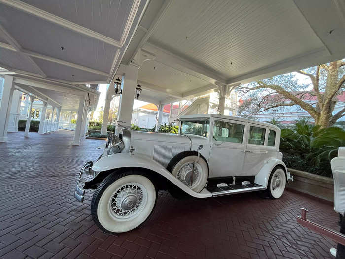 When I had enough fun in the sun, I went back to collect my bags and came across these beautiful cars.