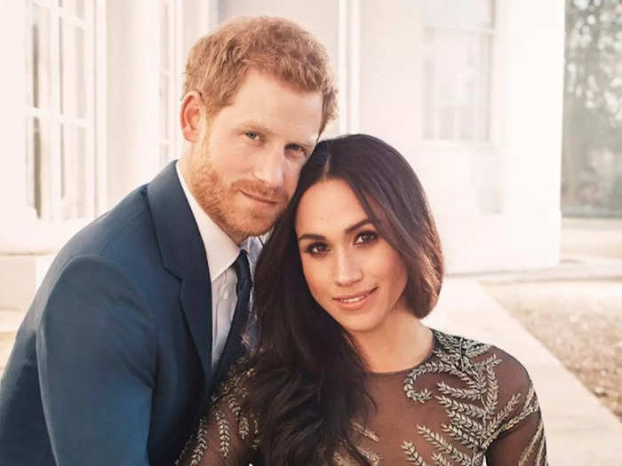 Meghan Markle opted for a more modern look in her official engagement photos with Prince Harry.