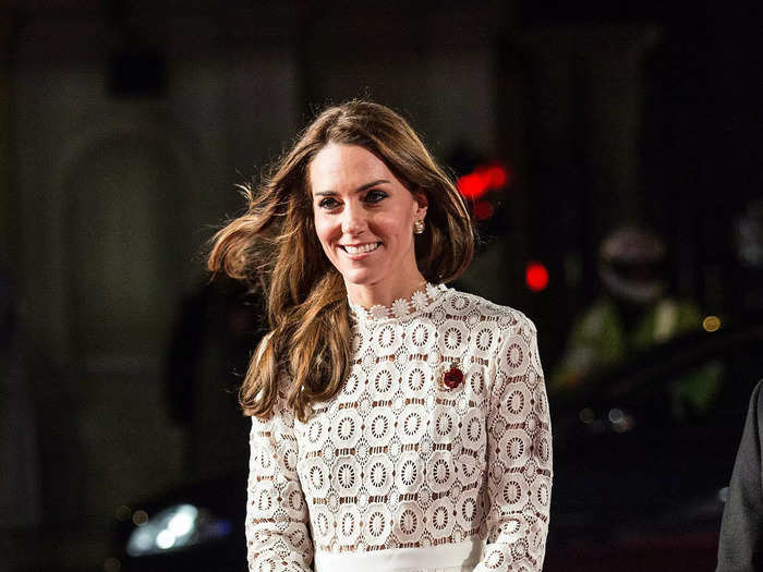 Kate chose a white Self-Portrait gown for the 2016 UK Premiere of "A Street Cat Named Bob."