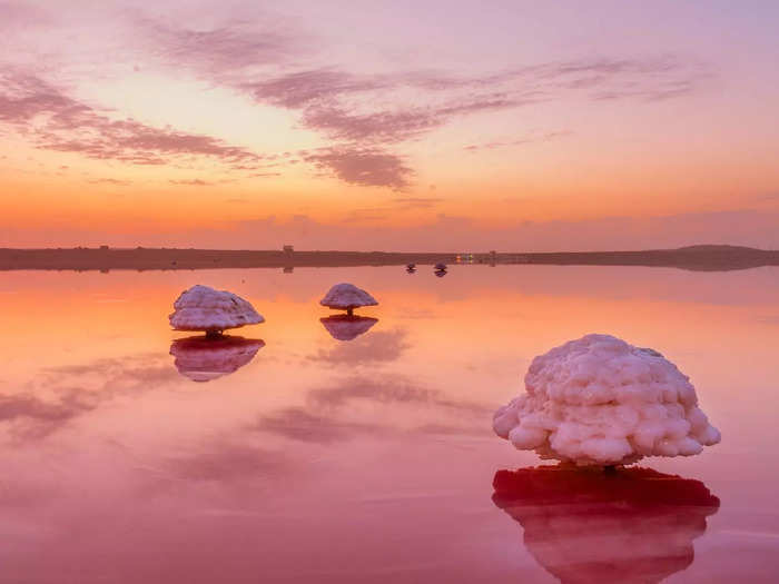 Masazir Lake in Azerbaijan has a pink color that