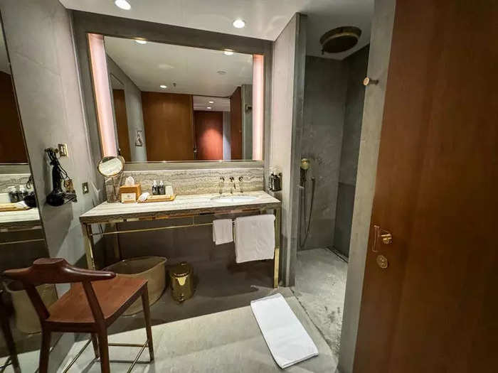 There were also gorgeous shower suites, complete with luxury amenities. 