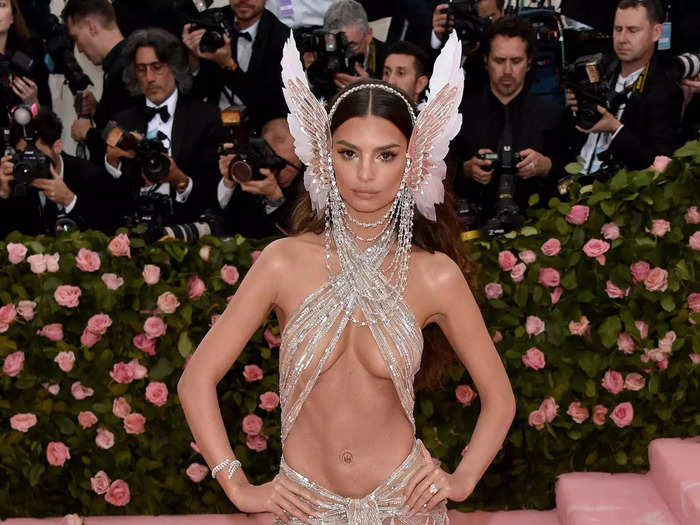 Emily Ratajkowski turned heads in a daring ethereal design in 2019.