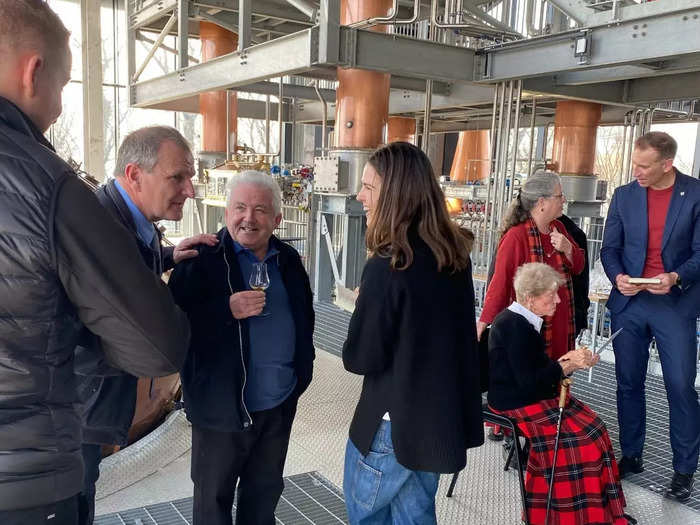 The reopening of the distillery brought together former employees and descendants of the original distillery owners. 