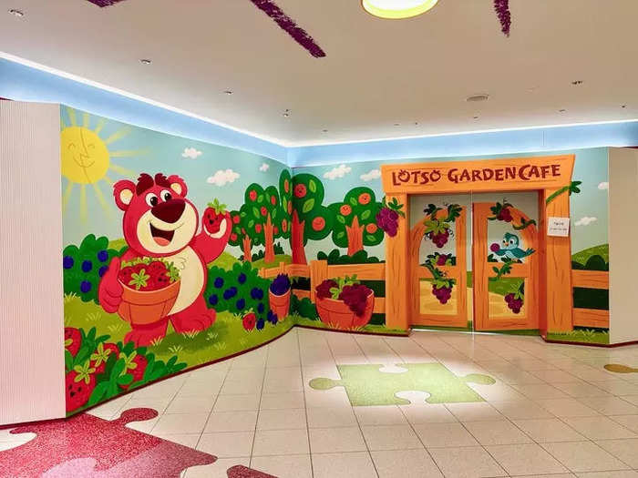 The hotel also had a buffet-style restaurant, Lotso Garden Café, which only serves registered hotel guests.