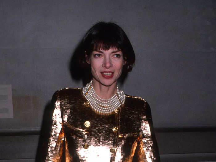 Anna Wintour sparkled in gold at the Met Gala in 1989, the year after she was named editor-in-chief of Vogue. 