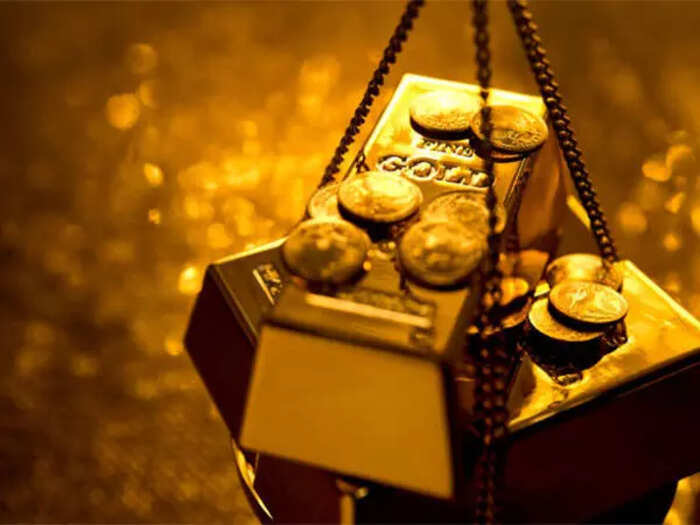 Benefiting from strong sales, gold jewellers set for 17-19% revenue growth in 2024-25: Crisil - Vimarsana News