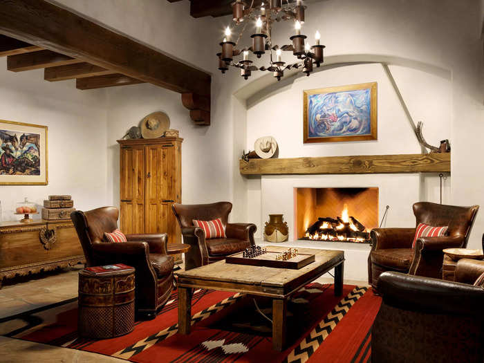 Today, it maintains the same traditional Southwestern style and charm. 