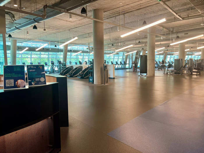 For gym buffs, Skyview 6 has a giant two-level facility with everything from treadmills and weights to massage chairs and showers.