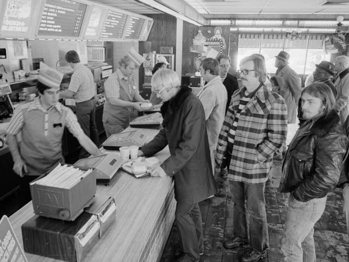 The self-service concept allowed customers to order at the counter and watch as their meal was being prepared by employees through a large window into the kitchen.