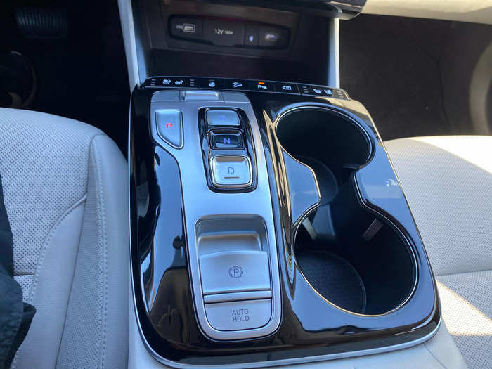 I also liked the push-button shifter that frees up space above the center console. 