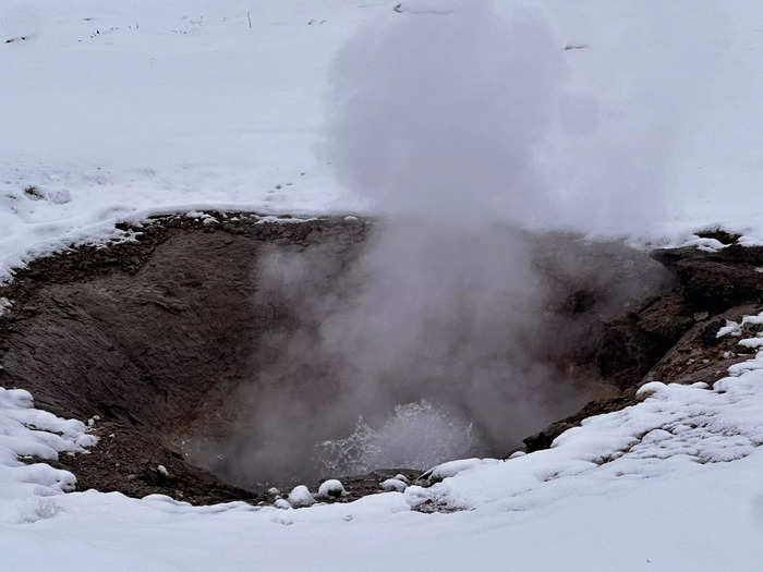 After I got off the boat, I headed to the Geysir hot-spring area.