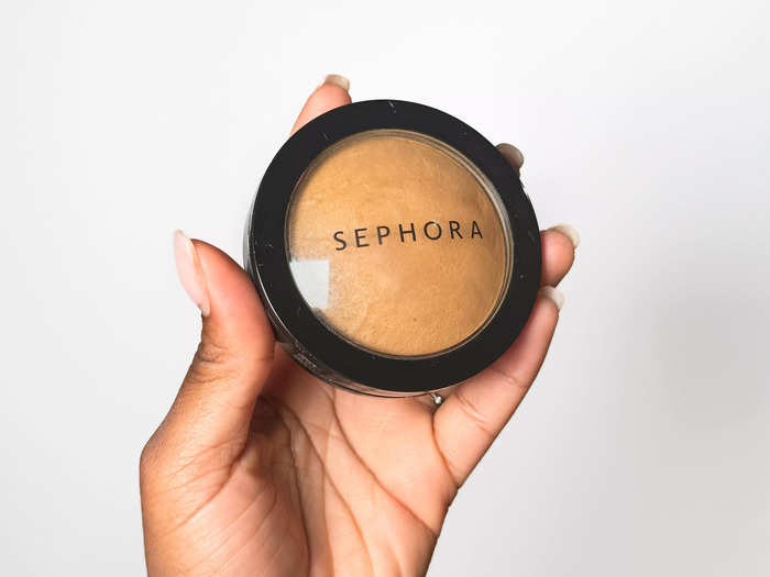 I keep the Sephora Collection Microsmooth powder foundation in my handbag.