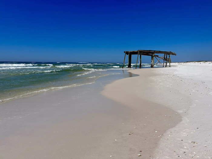 Shell Island was so beautiful that I felt like I was in another world.