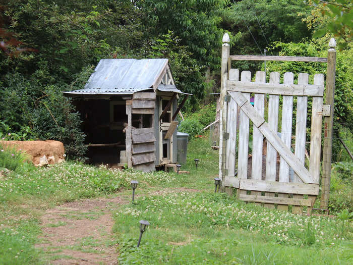 I arrived at the tiny house in Efland, North Carolina, on a hot summer afternoon.