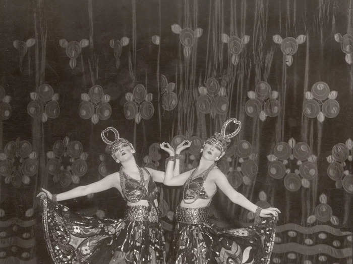 Vaudeville, which consisted of short acts of dancers, musicians, magicians, and comedians, was also a popular form of entertainment throughout the 1920s.