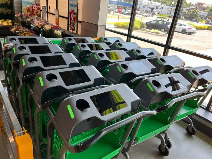 I saw even more Dash carts as I headed toward the produce section.