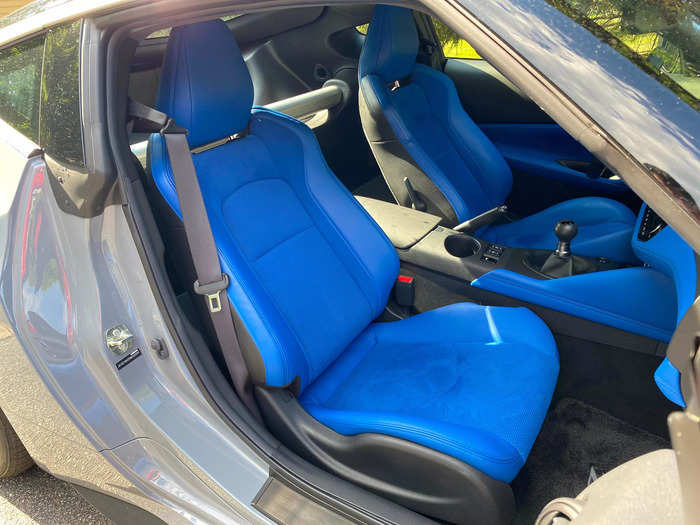 The ghastly blue leather and artificial suede seats were well-padded and supportive. 
