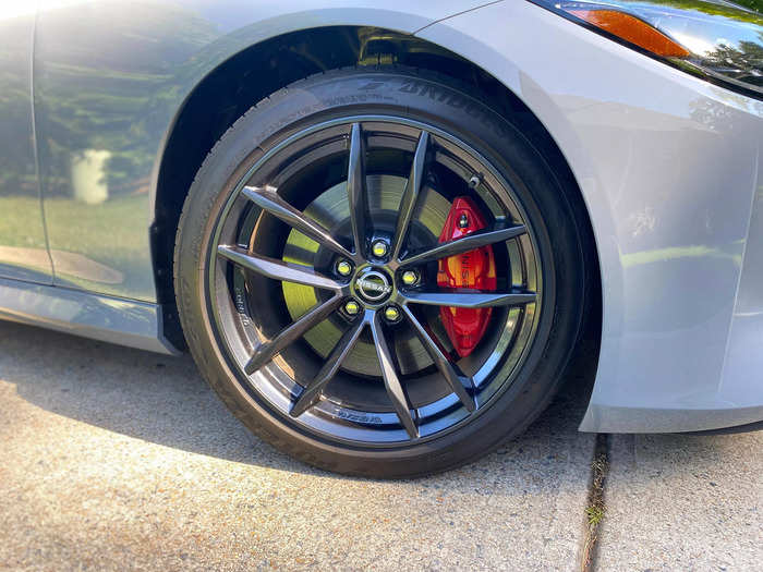 My test car came with these dark gray RAYS 19-inch lightweight forged aluminum alloy wheels.