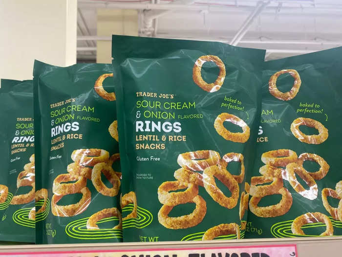 The sour-cream-and-onion-flavored rings are a good choice. 