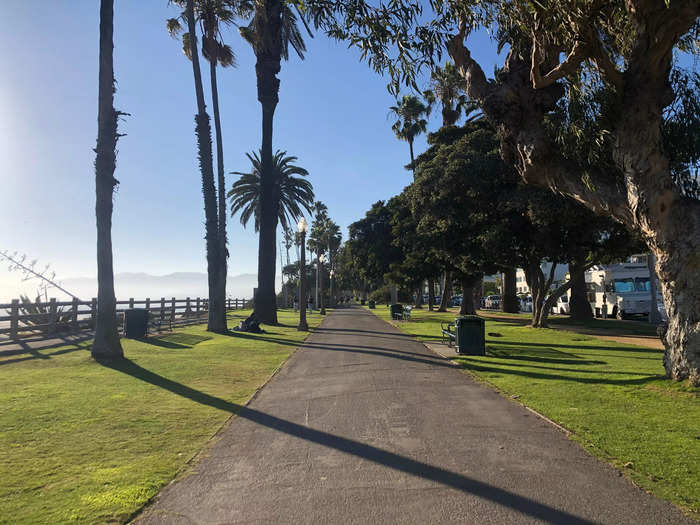 There are some beautiful outdoor parks and green spaces on both coasts.