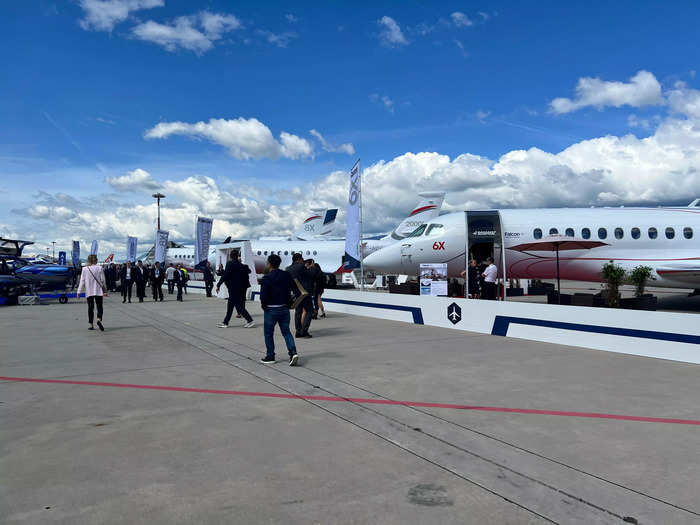 The aircraft on display varied hugely, from four-seat turboprops to a fully customized Boeing 737 Max worth over $100 million.