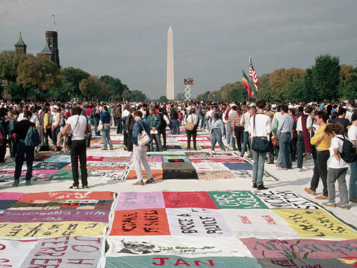 The AIDS Memorial Quilt honored the lives that were lost.