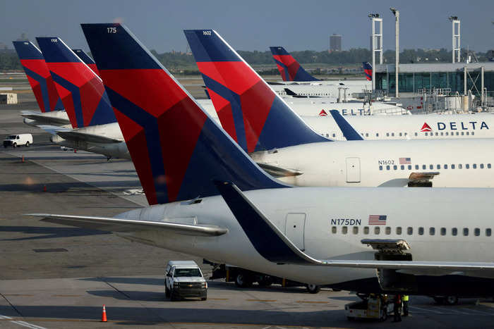 Delta removes employee from social media position and changes dress ...