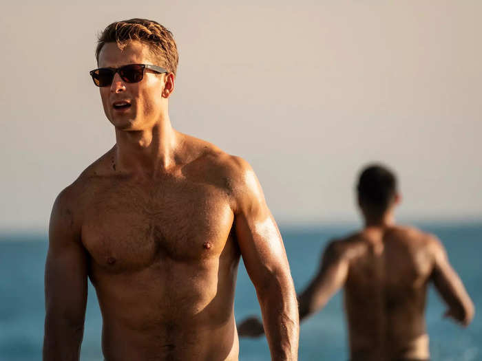 Glen Powell nearly went broke waiting for "Top Gun: Maverick" to get released.