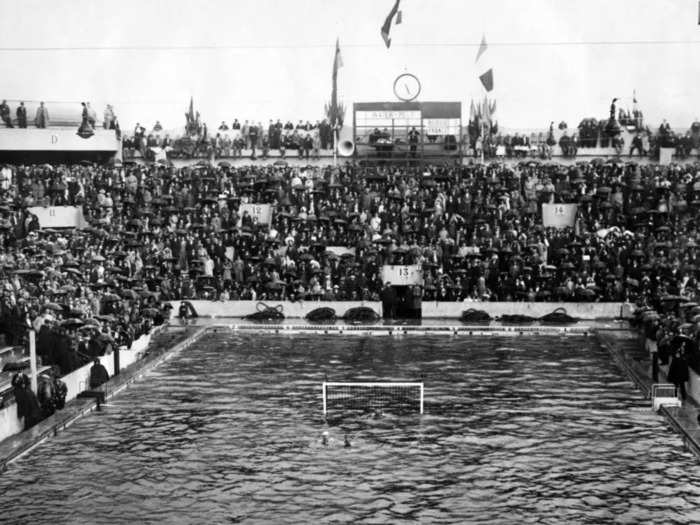 The Stade Nautique des Tourelles was used for swimming, diving, and water polo events.