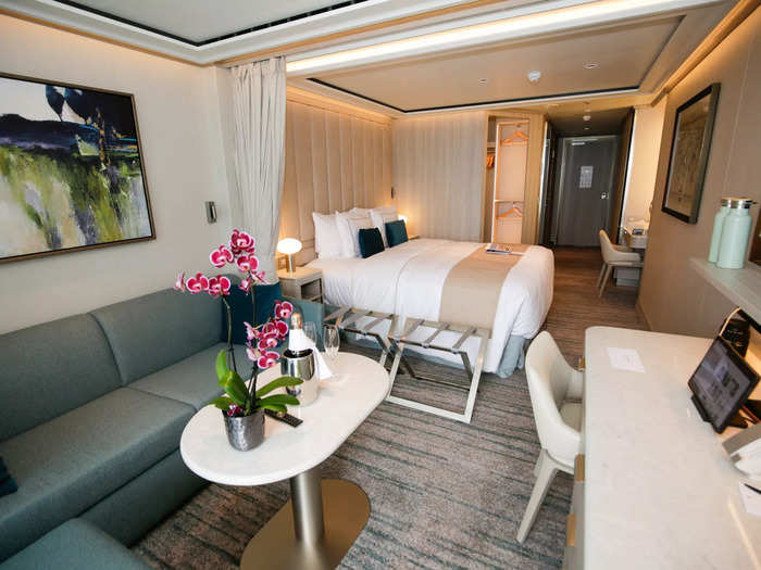 Like other luxury cruise lines, Silversea has all-inclusive packages that include flights and excursions.