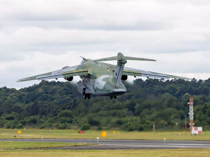 The C-390 in development