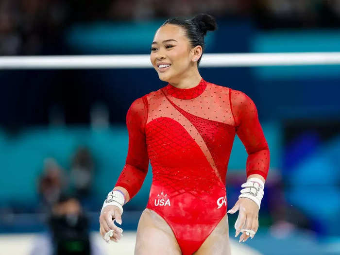 Lee wore a red leotard titled "City of Lights" inspired by Paris