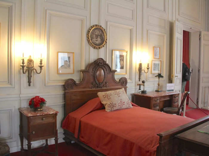 Cornelius Vanderbilt II slept in a bedroom down the hall.