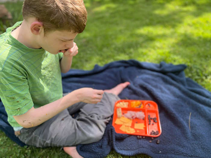 11:30 a.m. to 1 p.m.: Lunch and family playtime 