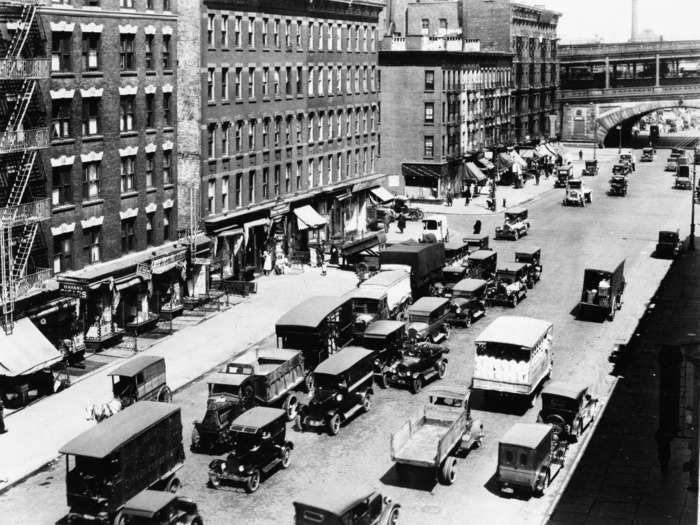 The automotive industry enjoyed rapid success and cars filled New York City