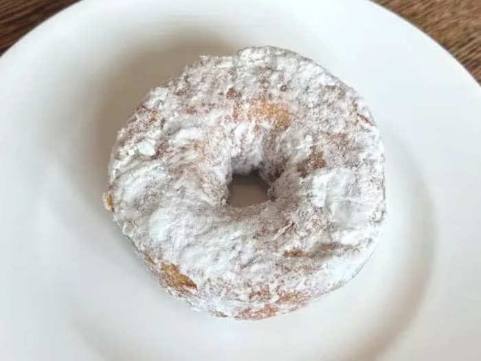 The powdered doughnut tasted fresh.