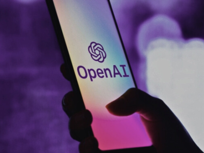 OpenAI finally buys rights from major publishers! But what does the future of journalism look like?