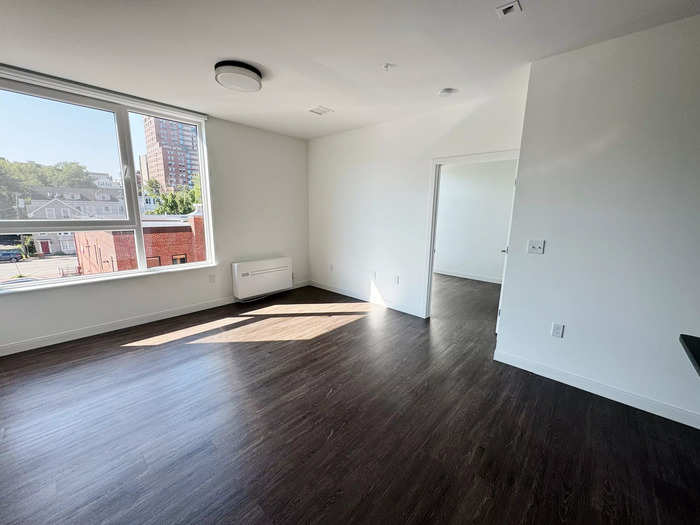 I viewed an unfurnished one-bedroom apartment and thought it was a great blank slate. 