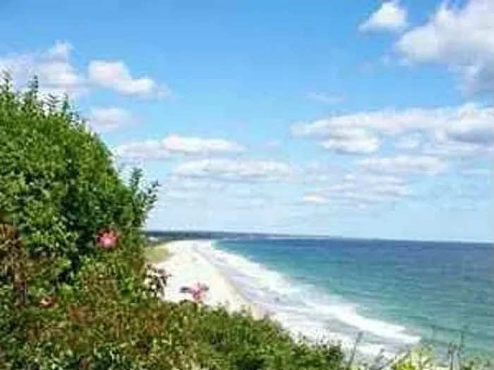 Thought to be "the highest point of direct waterfront land on the entire eastern seaboard," the home sits on 5.23 acres of waterfront property.