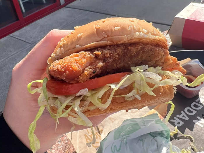 This was also a pleasant surprise. My sandwich came with a hefty piece of crispy chicken, lettuce, tomato, and mayonnaise.