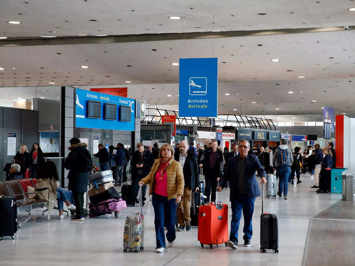 To Ott, Paris Charles de Gaulle Airport is another leading airport for local cuisine. 