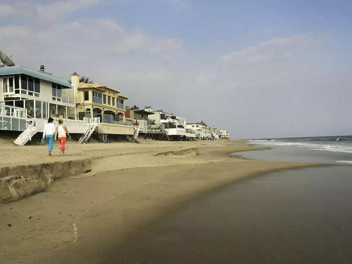 Golden State Warriors owner Joe Lacob put his Malibu mansion on the market in August.